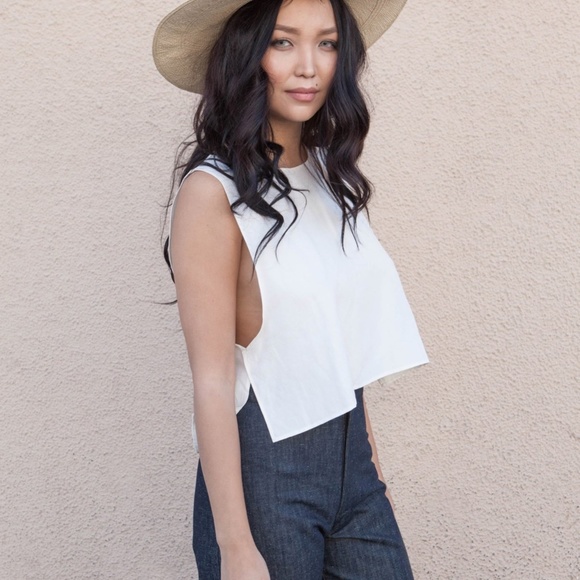 OZMA of California cropped apron tank - Picture 2 of 3